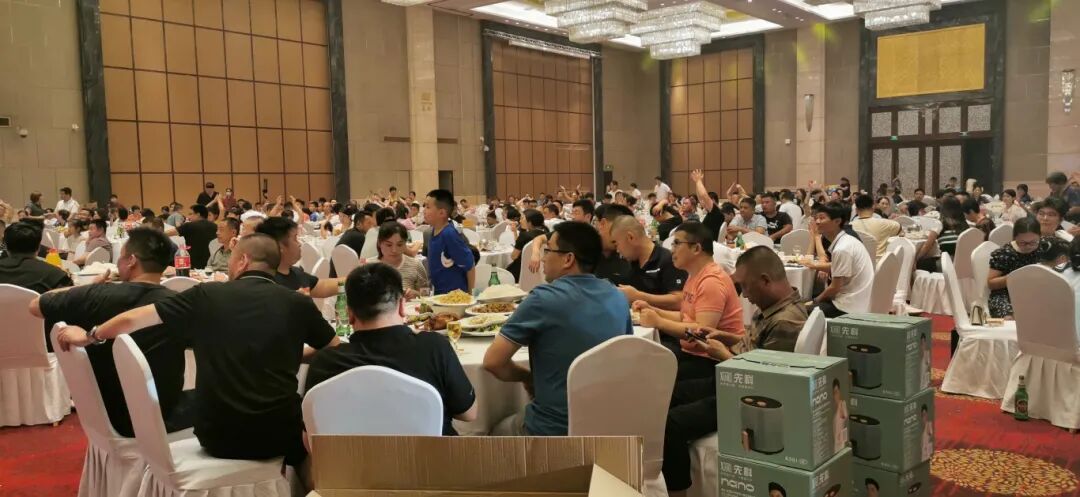 f3957c531e49359f7951bb76da64f4d4.jpg 樂(lè)林丨讓每個(gè)人,樂(lè)享品質(zhì)涮烤生活